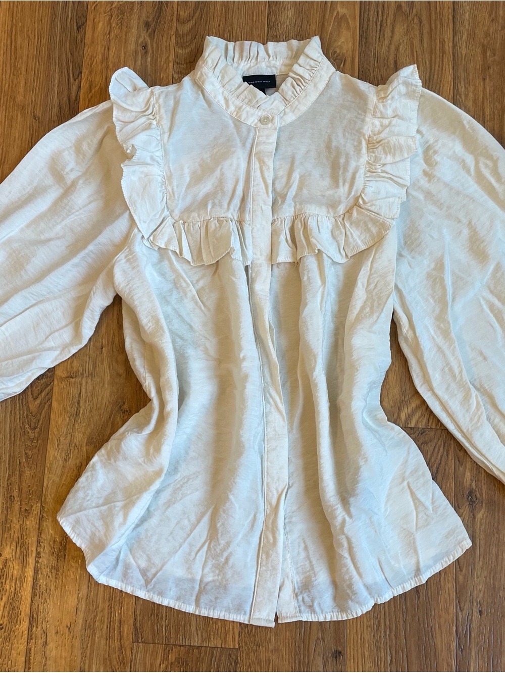 Who What Wear Cream Ruffle Button-Front Blouse